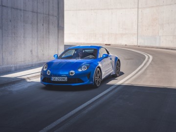 Alpine z polskiego salonu